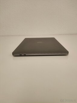 MacBook Pro 13" 2020 | i5 • 8GB • 256GB SSD - 9