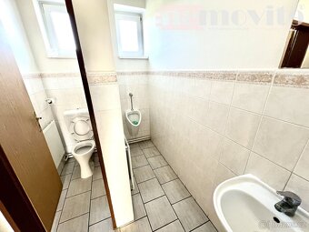 Exkluzivně nabízíme k pronájmu kanceláře, 45 m2 - Hradec Krá - 9