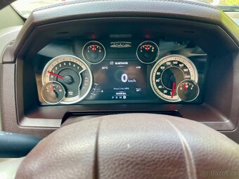 Dodge Ram 1500 Laramie - 9