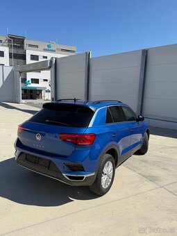 T-Roc 1.0tsi 85kw VÝBAVA JAKO NOVÝ - 9