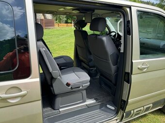 VW Multivan T5 2,5 TDI 128 kW r.v. 2004 - 9