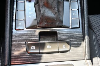 Škoda Superb 2.0TDI 110KW DSG Style 2/2022 - 9