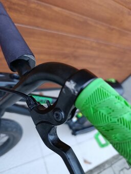 BMX Mad Main, kola 18´´ - 9