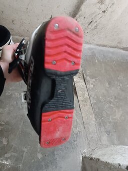 lyže + 2x lyžáky - 9