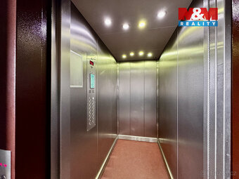 Pronájem bytu 1+kk, 22 m², Praha, ul. Evropská - 9