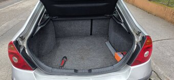 Ford Mondeo 2.0i r.v.2008 - 9