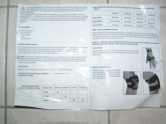 Chrániče na kolena, lokty, dlaně - 9