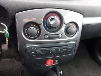 Renault Clio 1.2i r.v.2012 (55 kw) 1.Majitel - 9
