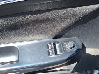 VW PASSAT 1.9 TDI VARIANT HIGHLINE 77kw/105ps - 9