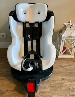 Britax Römer dualfix M i-Size - 9