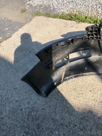 predni naraznik audi a6 c6 4f0 chrom cerny mlhy - 9