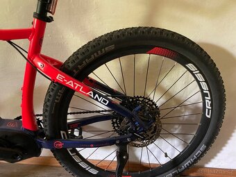 Crussis 9.8 E -ATLAND 18” baterka 25Ah - 9