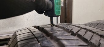 Jeep Wrangler Sahara, 18' alu disky,originál, pneu - 9
