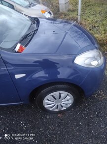 Dacia Sandero 1.4 - 9