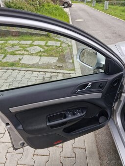 Škoda Octavia 2 Facelift - 9