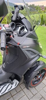 Piaggio MP3 300 HPE SPORT - 9