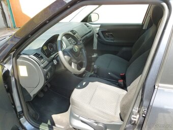 Škoda Fabia 1.4 63KW /79000km/TEMPOMAT/VÝHŘ.SED - 9
