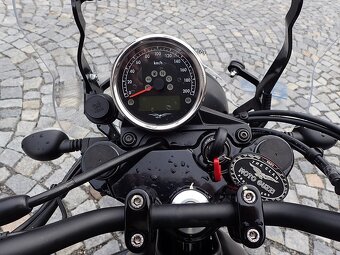MOTO GUZZI V7 III Stone - 9