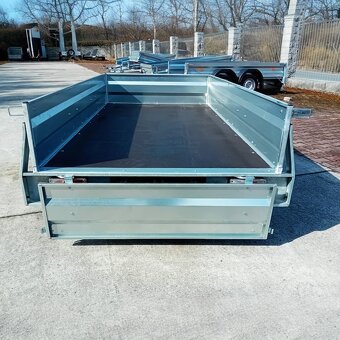 Přívěsný vozík 2x osa, 3,0m x1,30m, svařovaný rám, řidičák B - 9