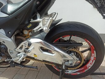 Aprilia Tuono RSV4 1000 APRC - 9
