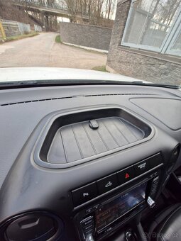 Volkswagen Amarok - 9