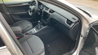 Škoda Octavia combi, 1,6 TDI 85kW 2019, STYLE, LED, TAŽNÉ - 9