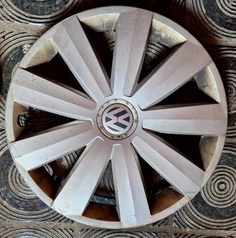 prodám poklice R16 origo VW - 9