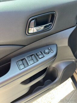 Honda CR-V 2.2 i-DTEC 110KW, Kůže/Alcantara, Nová STK - 9