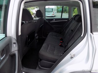 Volkswagen Tiguan 2.0TDI/4x4/DSG/PANO/NAVI/ - 9