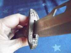 OCELOVÝ NŮŽ ZDOBENÁ DÝKA - ZNAČENÉ - 9