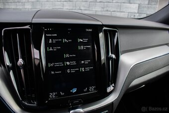 Volvo XC60 D4 R-Design AWD A/T - 9
