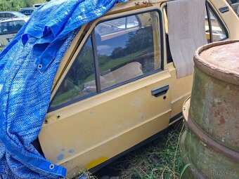 Prodám díly na Škodu 125l/120l - 9