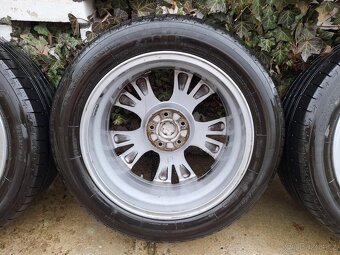 kola Mazda CX-30 - 9