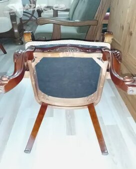 Luxusní vyřezávaná jídelní souprava - 9