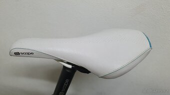 dámské Cube top stav - 9