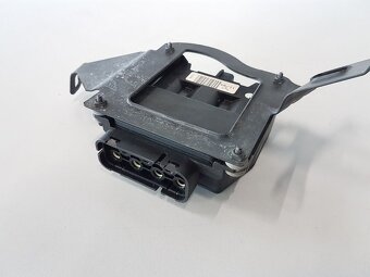 Magnetický ventil 1,4 TDi Škoda Fabia I 6Q0906625A, C, F - 9