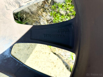 Ford Mondeo Vignale orig. ALU R19 8Jx55, 5x108 - 9
