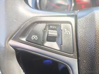 Opel Insignia 2.0cdti - 9