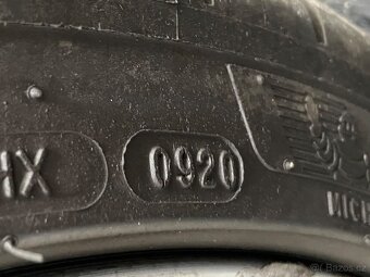 Michelin Pilot Sport 4 225/40 a 255/35 R19 - 9