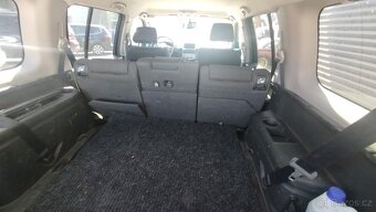 nissan pathfinder - 9