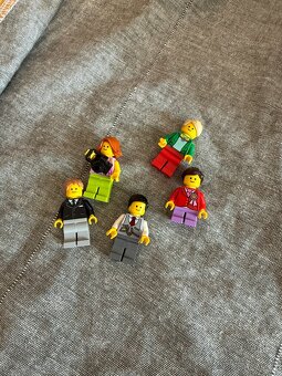 LEGO Creator Expert 10251 Brick Bank - Z VÝSTAVKY + SVĚTLA - 9
