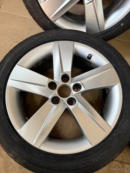 Alu kola Skoda Fabia 4 R16 + zanovni letni pneumatiky - 9