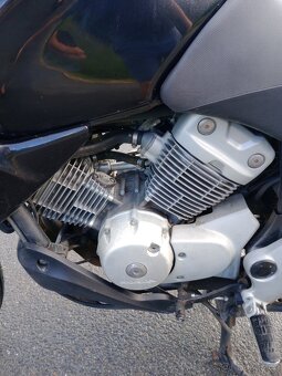 Honda Varadero 125 XL - 9