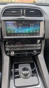 JAGUAR F-PACE 3,0 diesel, 221kW, r.v. 2020 - 9