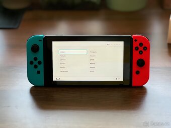 Nintendo Switch - Neon Red&Blue Joy-Con - 9