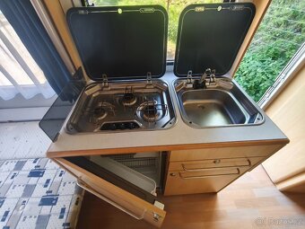 Karavan Chateau 403C - 9