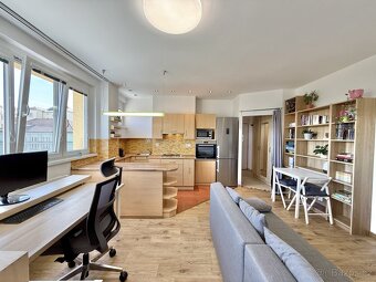 Prodej bytu 2+kk 40 m², Praha - Břevnov, ev.č. 00083 - 9