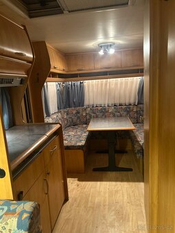 Hobby Excellent 495 UK  6 lůžek -Palandy - 9