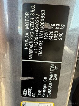 Hyundai i30 1.6d 2012 sražka se zveři - 9