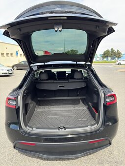 Tesla Model Y Perfomance 2022 - 9
